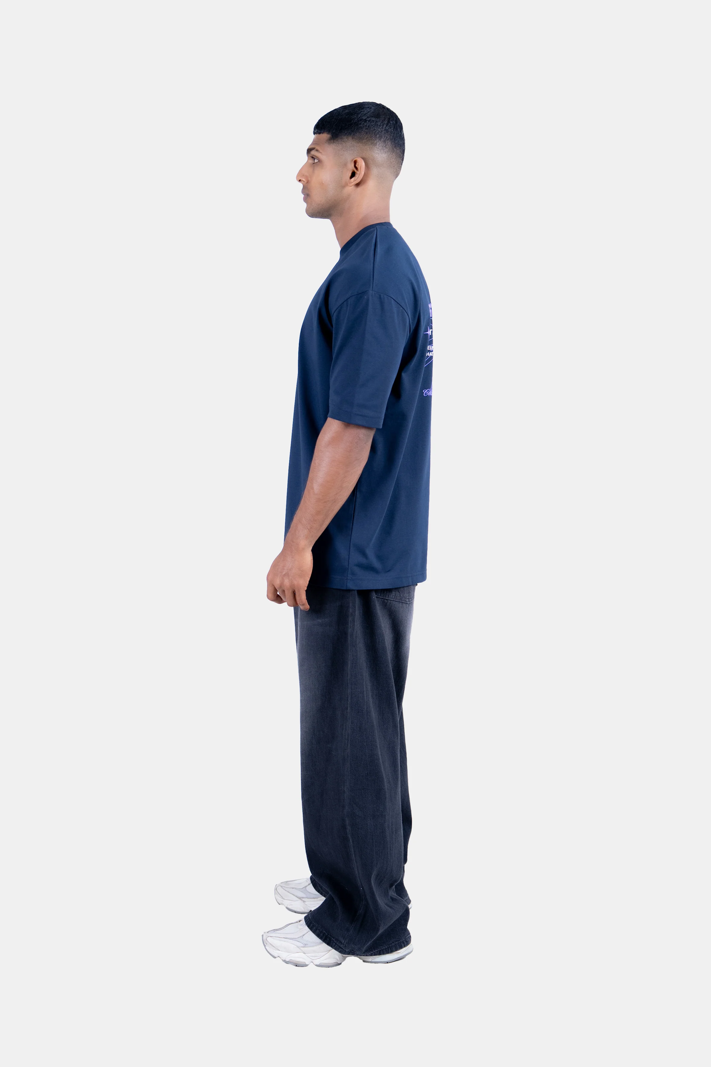 Hustle Men's Crew Neck T-Shirt - Everyday Casual - Image 3
